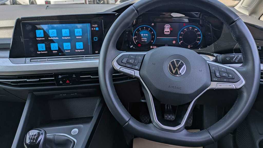 Volkswagen Golf 1.5 Tsi 150 Life 2022 RE72LNG Black #6