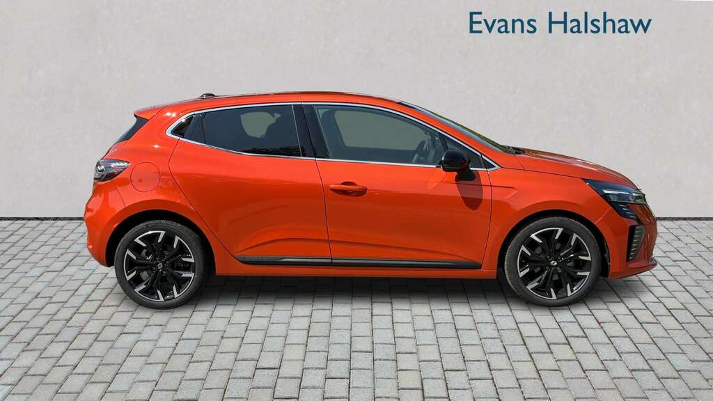 Renault Clio 1.6 E-tech Full Hybrid 145 Esprit Alpine Blue #4