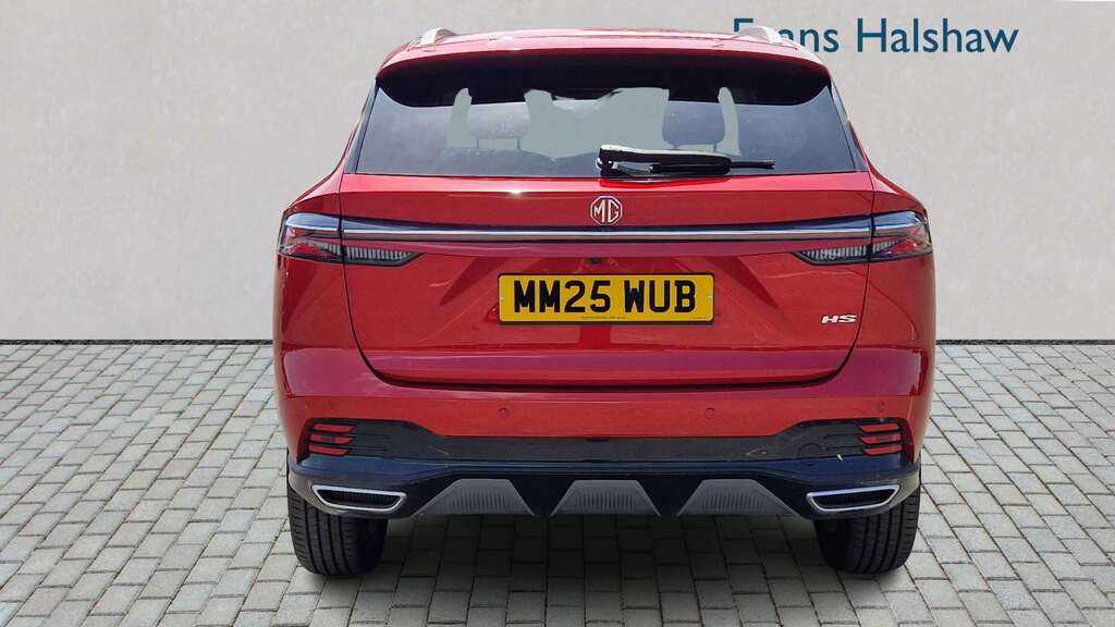 MG HS 1.5 T-gdi Trophy Dct 2025 Red
