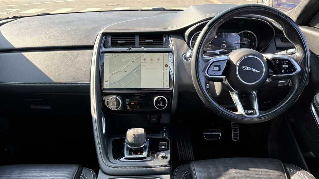 Jaguar E-Pace 1.5 P300e R-dynamic S 2021 Black #6