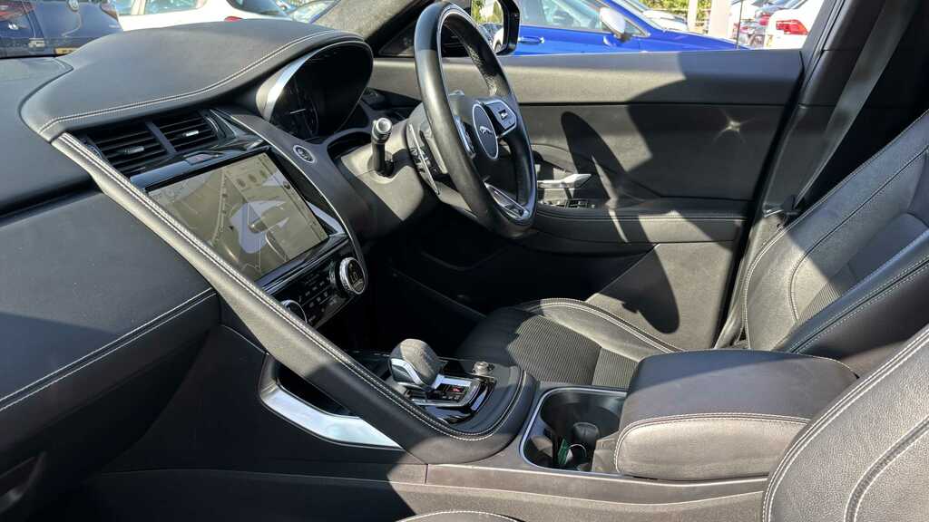 Jaguar E-Pace Jaguar Estate 1.5 P300e R-dynamic Hse Blue #7