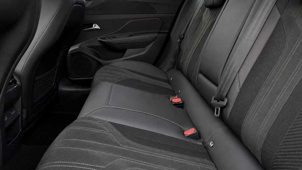 Peugeot 408 1.2 Puretech Gt Eat8 2024 Black #5