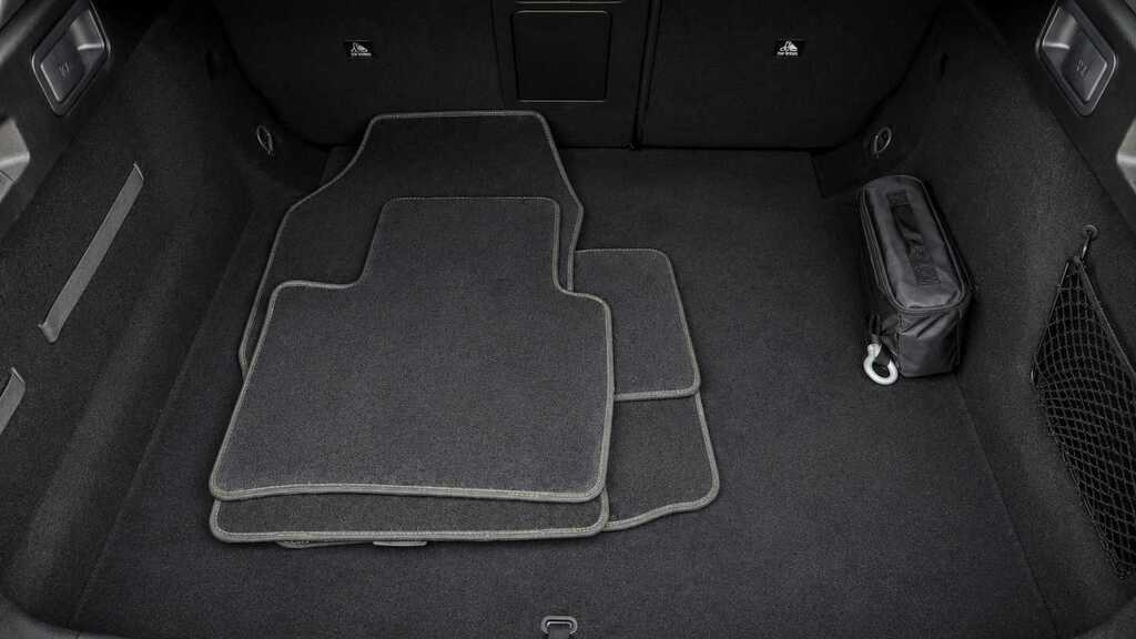 Peugeot 408 1.2 Puretech Gt Eat8 2024 Black #6