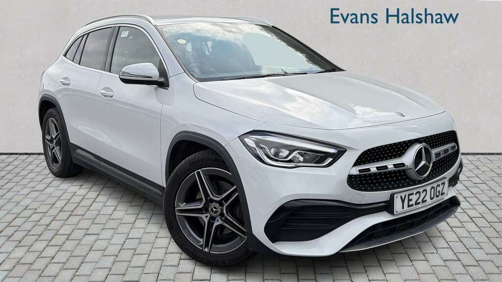 Mercedes-Benz GLA Class 200 Amg Line 2022 White