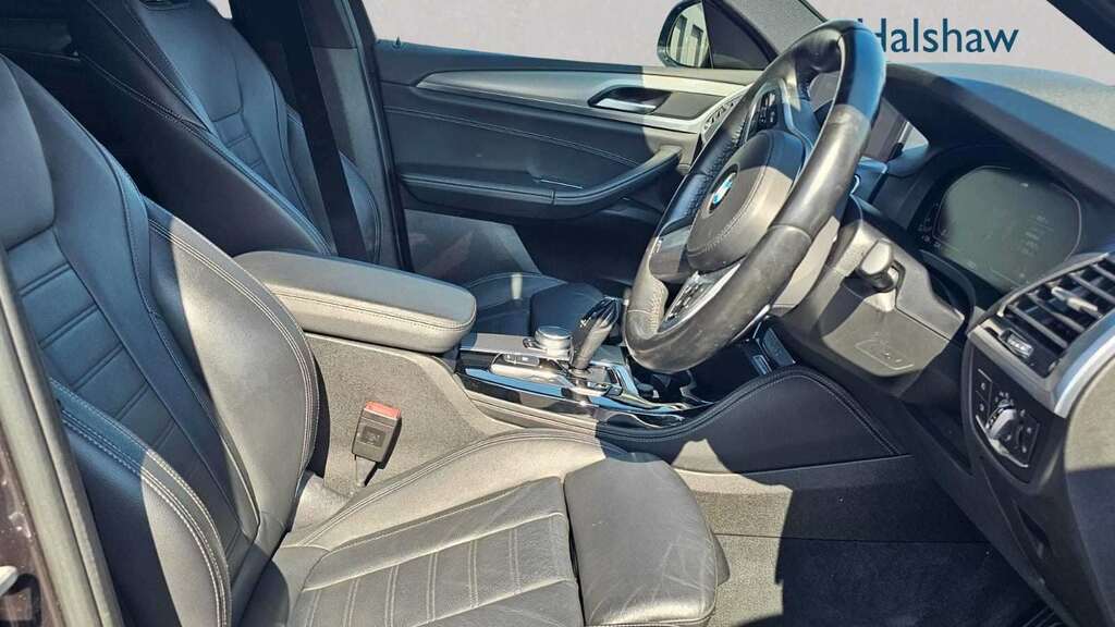 BMW X4 Xdrive M40d Step Black #7