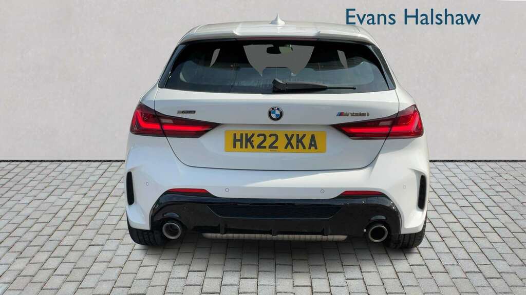 BMW 1 Series M135i Xdrive Step 2022 HK22XKA White #4