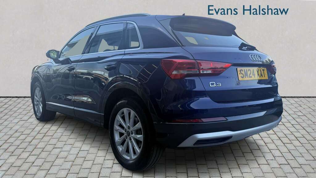 Audi Q3 35 Tfsi Sport S Tronic 2024 SM24XAT Blue #2