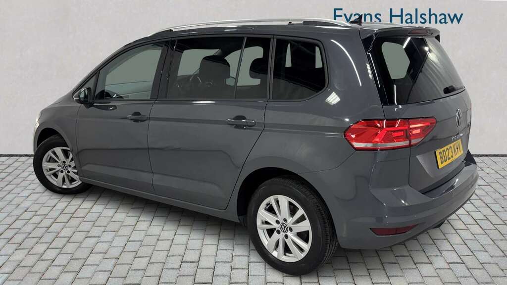 Volkswagen Touran 1.5 Tsi Evo Se Family Dsg 2023 Grey