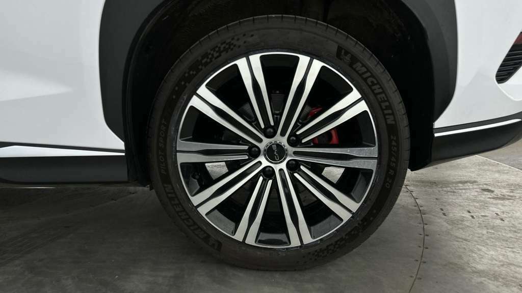 Byd Sealion 7 82.5Kwh Design Awd White #12