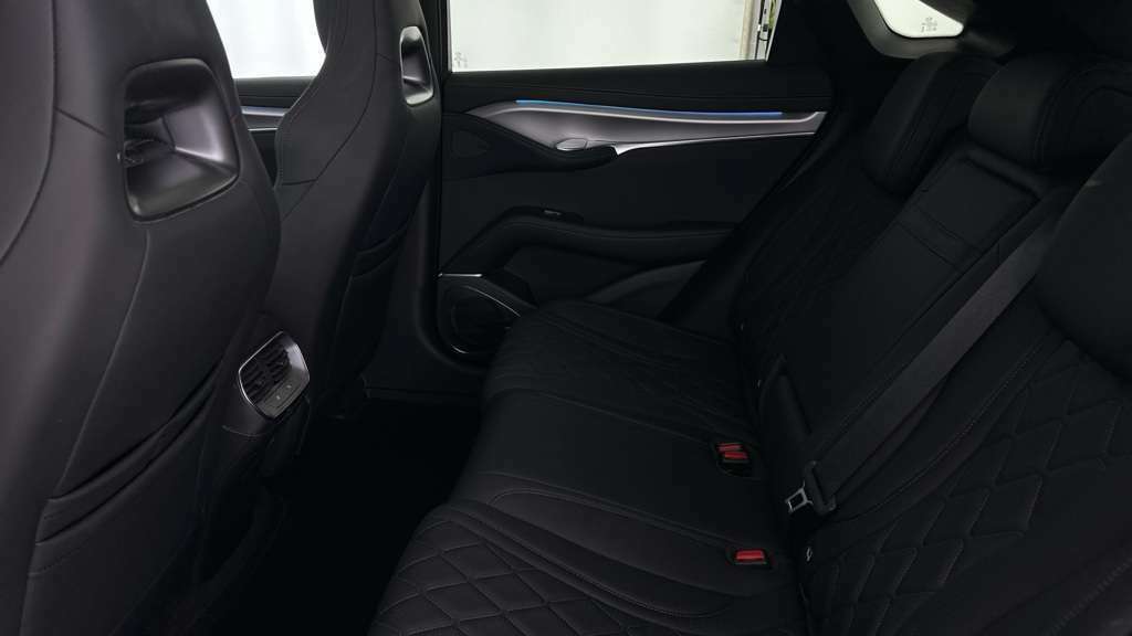 Byd Sealion 7 82.5Kwh Design Awd White #8