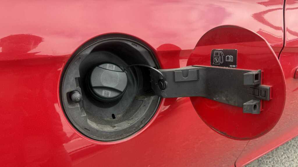 Vauxhall Adam 1.2I Jam 2014 Red #4