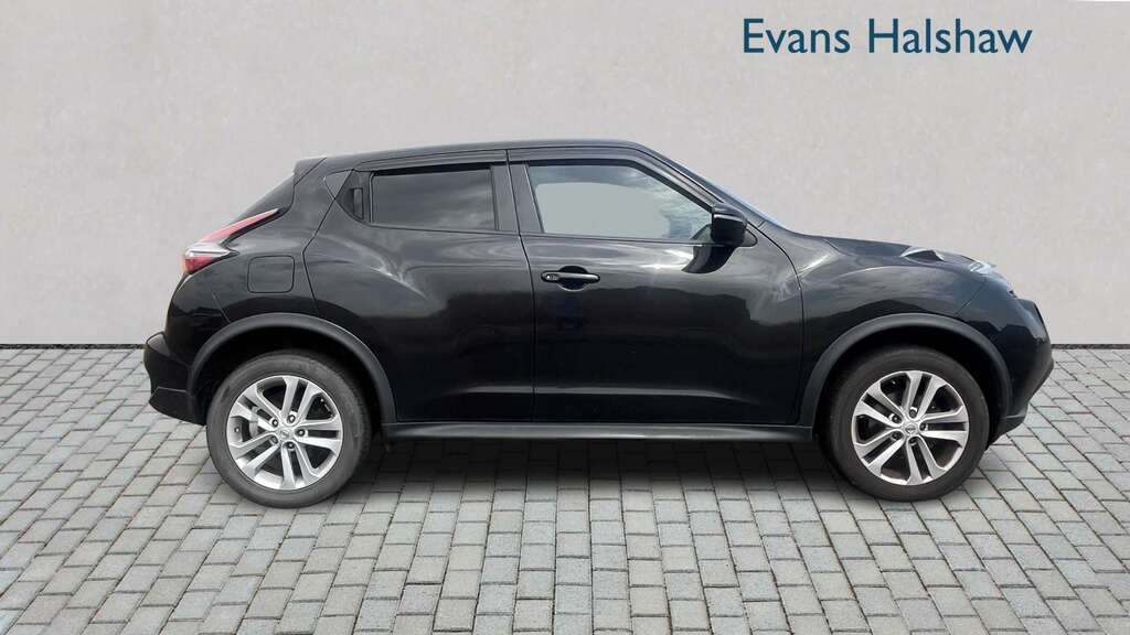 Nissan Juke 1.2 Dig-t Acenta Premium 2015 VFZ2890 Black #2
