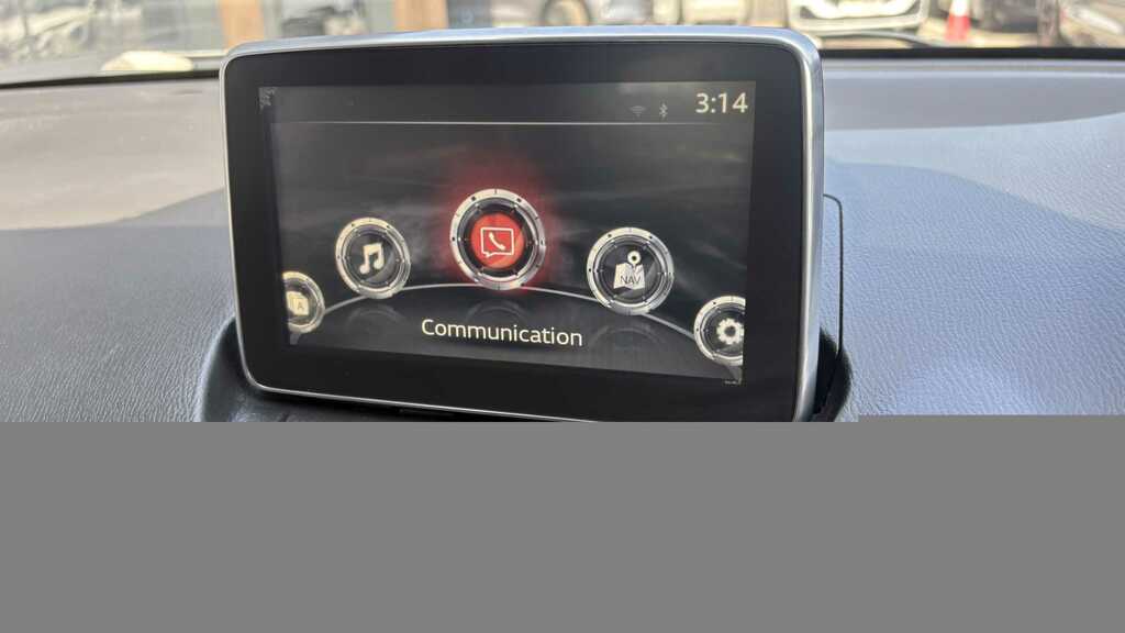 Mazda 2 1.5 Sport Nav 2015 White #4