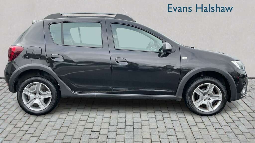 Dacia Sandero Stepway 1.5 Dci Laureate 2017 Black #4