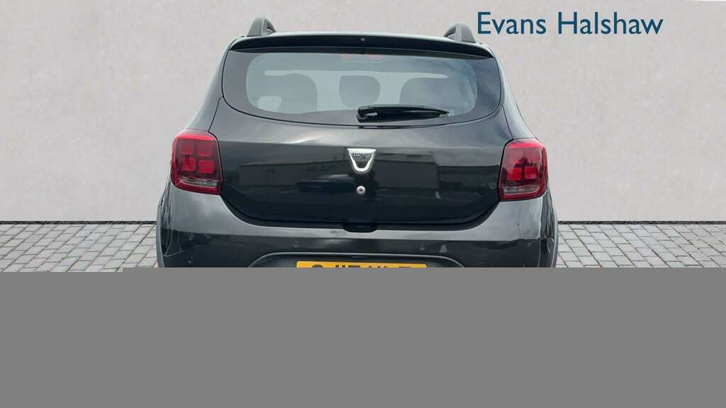 Dacia Sandero Stepway 1.5 Dci Laureate 2017 Black #3