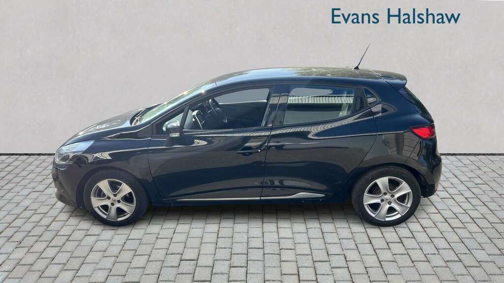 Renault Clio 1.2 16V Dynamique Nav 2016 HV16ZTG Black #4