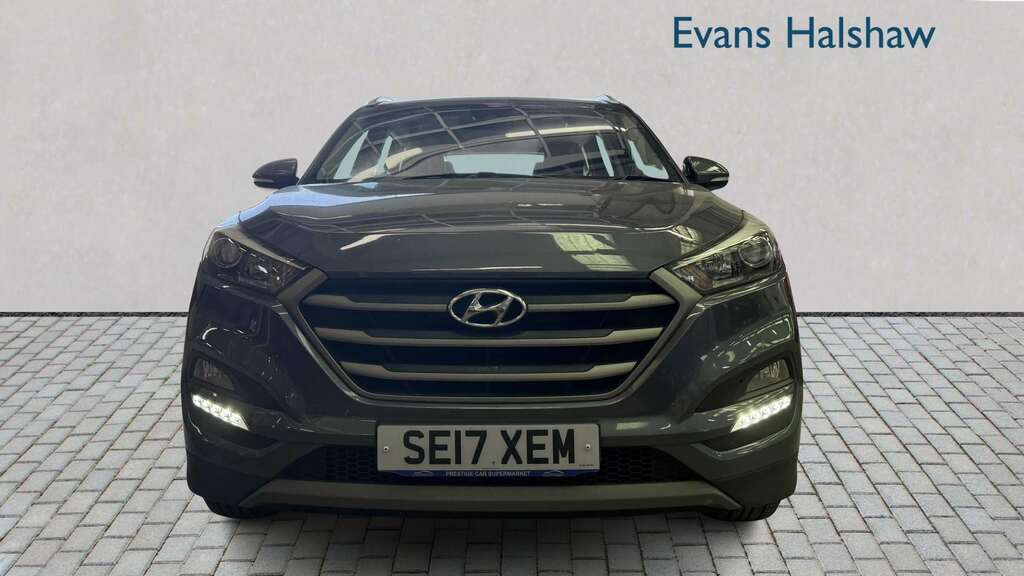 Hyundai Tucson 1.6 Gdi Blue Drive Se Nav 2Wd 2017 SE17XEM Grey #2