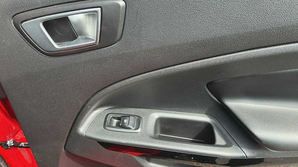 Ford Ecosport Titanium Blue #24