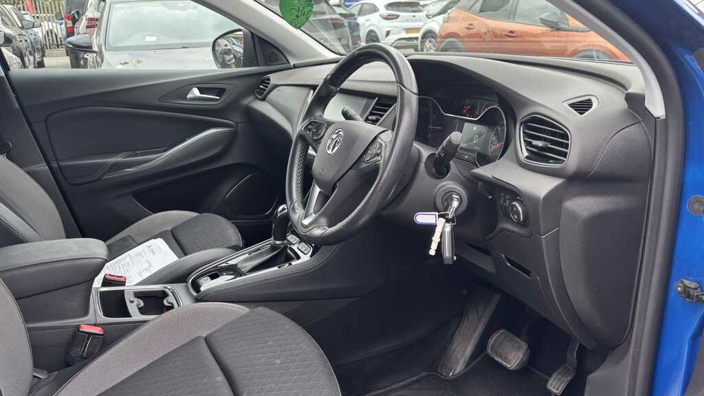 Vauxhall Grandland X 1.2 Turbo Tech Line Nav 8 Speed 2019 BF19PZH Blue #4