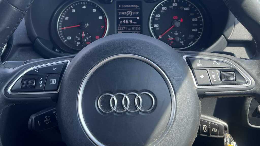 Audi A1 1.0 Tfsi Sport S Tronic 2016 Black #4