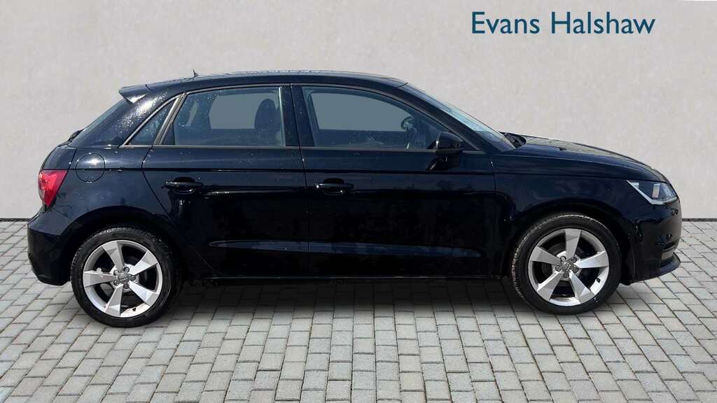 Audi A1 1.0 Tfsi Sport S Tronic 2016 Black #2