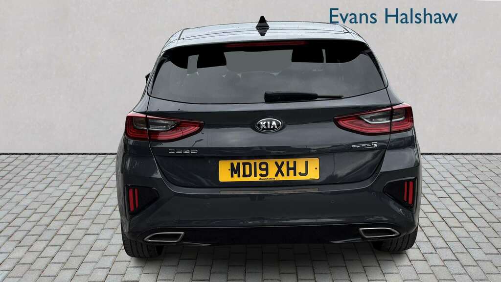 Kia Ceed 1.4T Gdi Isg Gt-line S Dct 2019 Grey #4