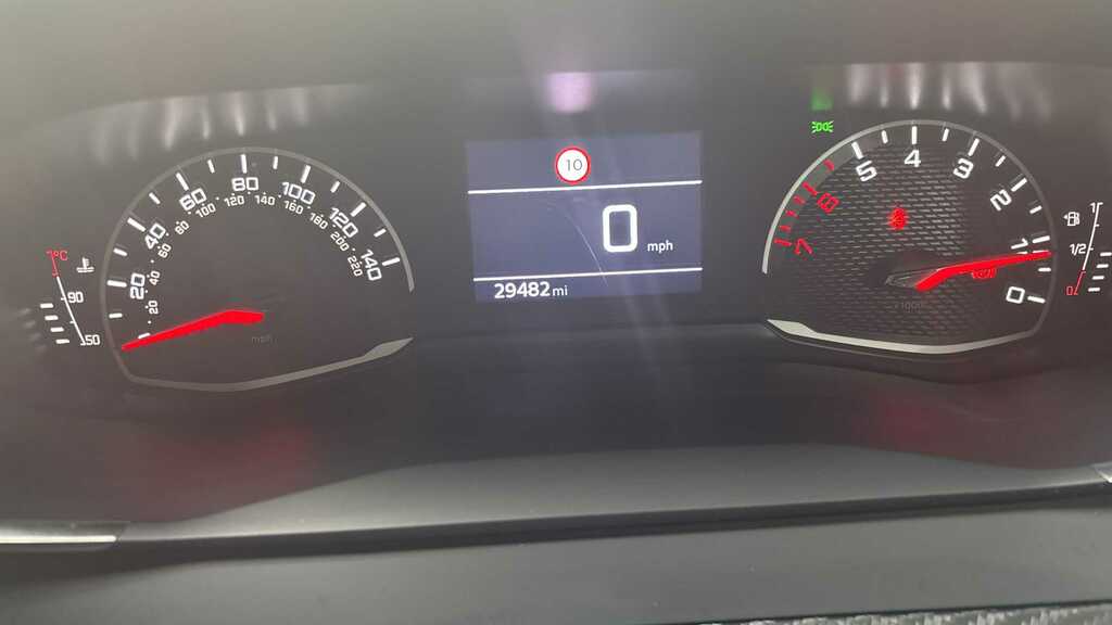 Peugeot 2008 1.2 Puretech Active 2023 GV73FFU Black #6