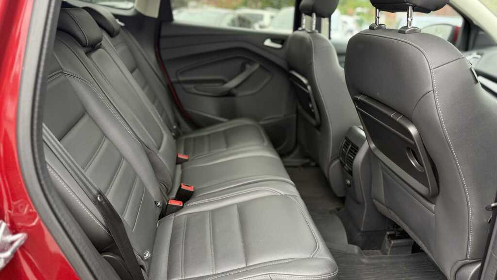 Ford Kuga 2.0 Tdci Titanium X 2Wd 2018 ML68PFE Red #6