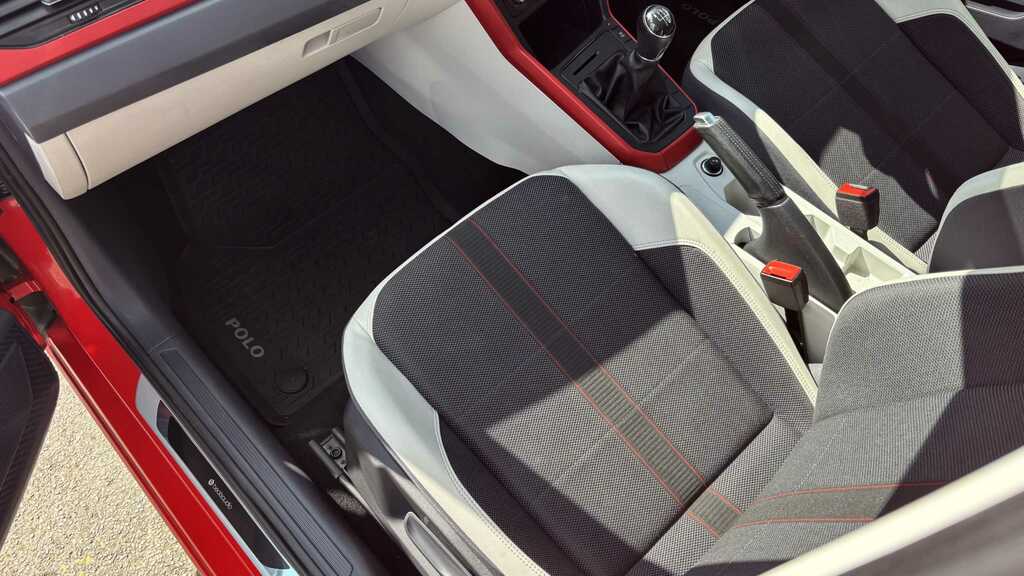Volkswagen Polo Hatchback Black #9