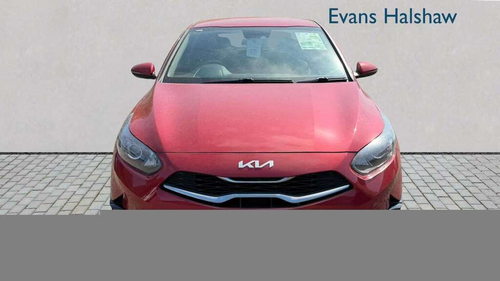 Kia Ceed 1.5T Gdi Isg 3 2023 Red #2