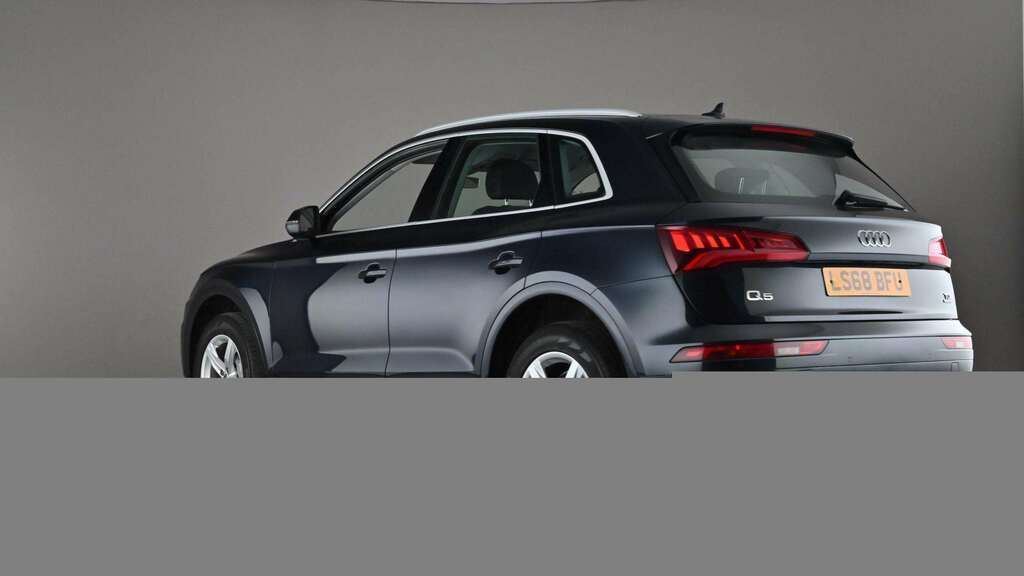 Audi Q5 2.0 Tdi Quattro Sport S Tronic 2018 LS68BFU Blue #4