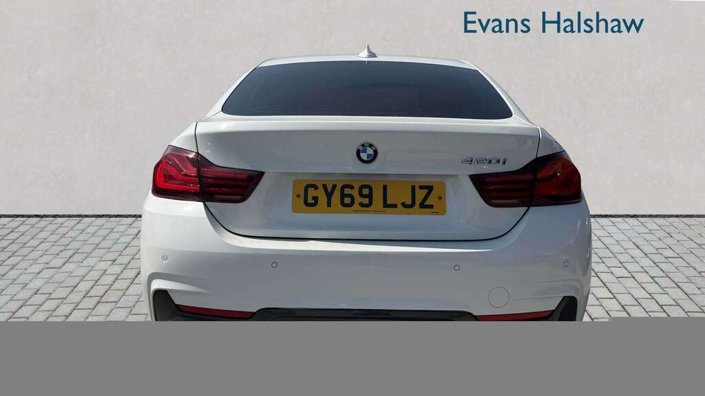 BMW 4 Series 420I M Sport Professional Media 2019 White #2