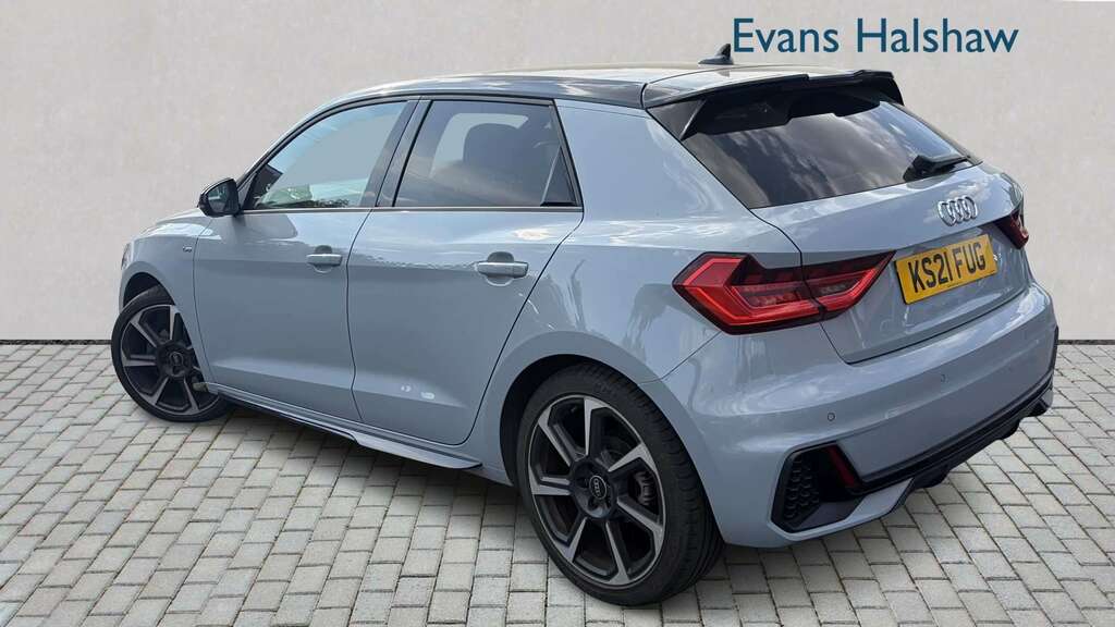 Audi A1 30 Tfsi 110 Black Edition Blue #2