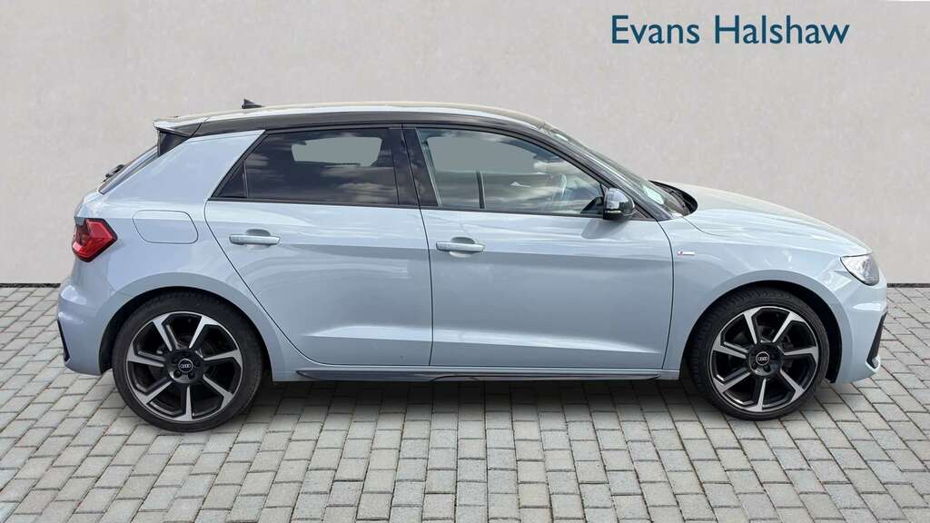 Audi A1 30 Tfsi 110 Black Edition Blue #3