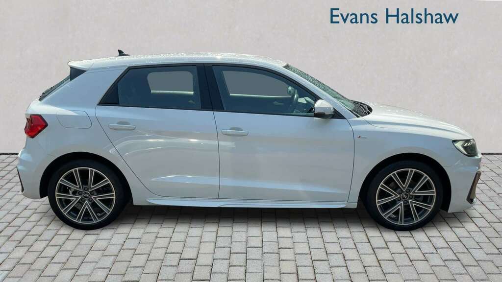 Audi A1 35 Tfsi S Line S Tronic Tech Pack Black #2