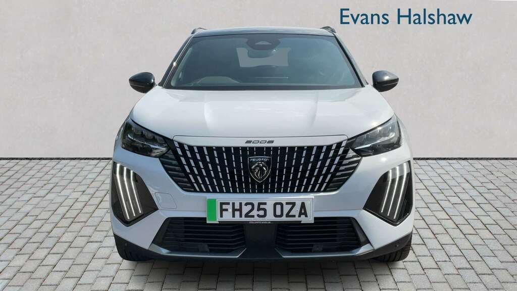 Peugeot e-2008 115Kw Gt 54Kwh 2025 White #2