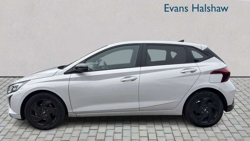 Hyundai I20 1.0T Gdi 90 Black Line 2026 LC75FON Silver #2