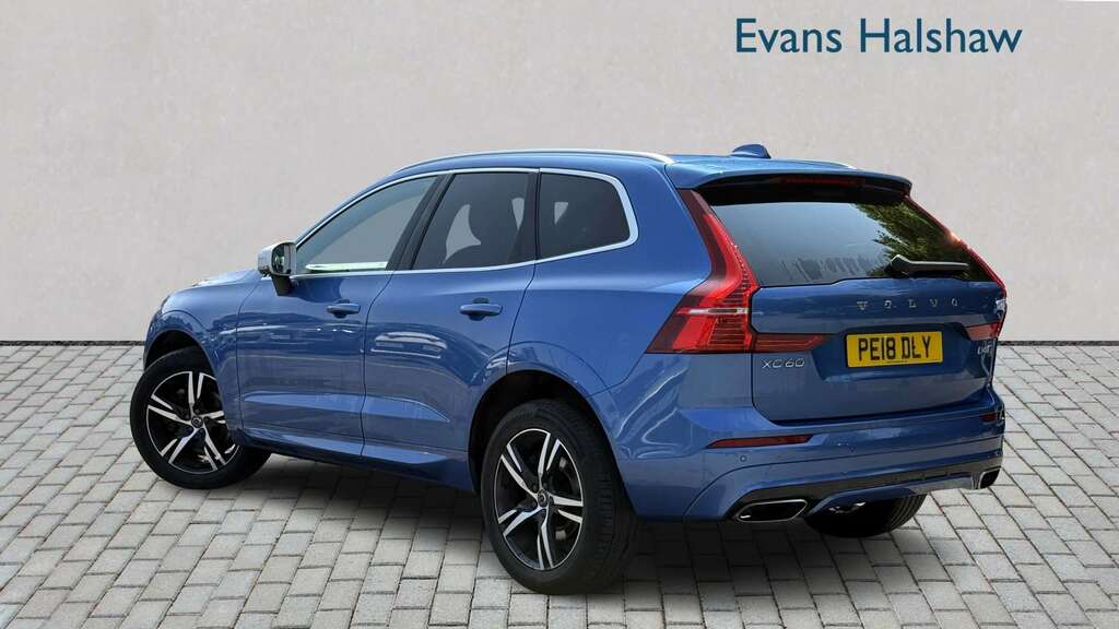 Volvo XC60 2.0 D4 R Design Awd 2018 Blue #2