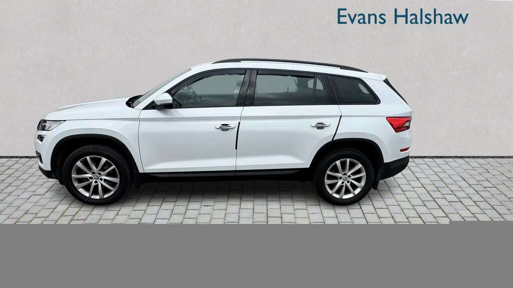 Skoda Kodiaq 2.0 Tdi Se Dsg 7 Seat 2020 White #3