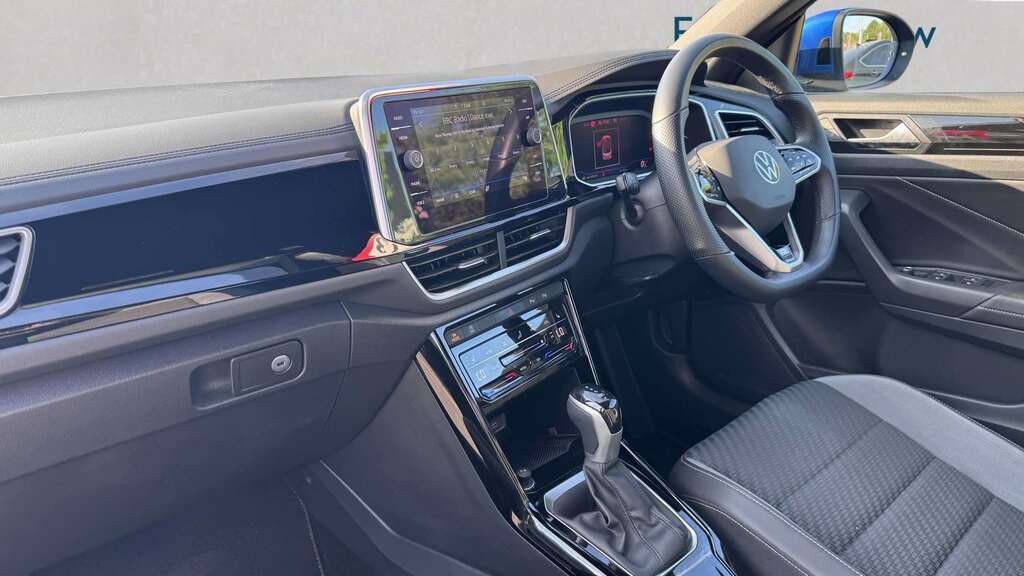 Volkswagen T-Roc Active Silver #9