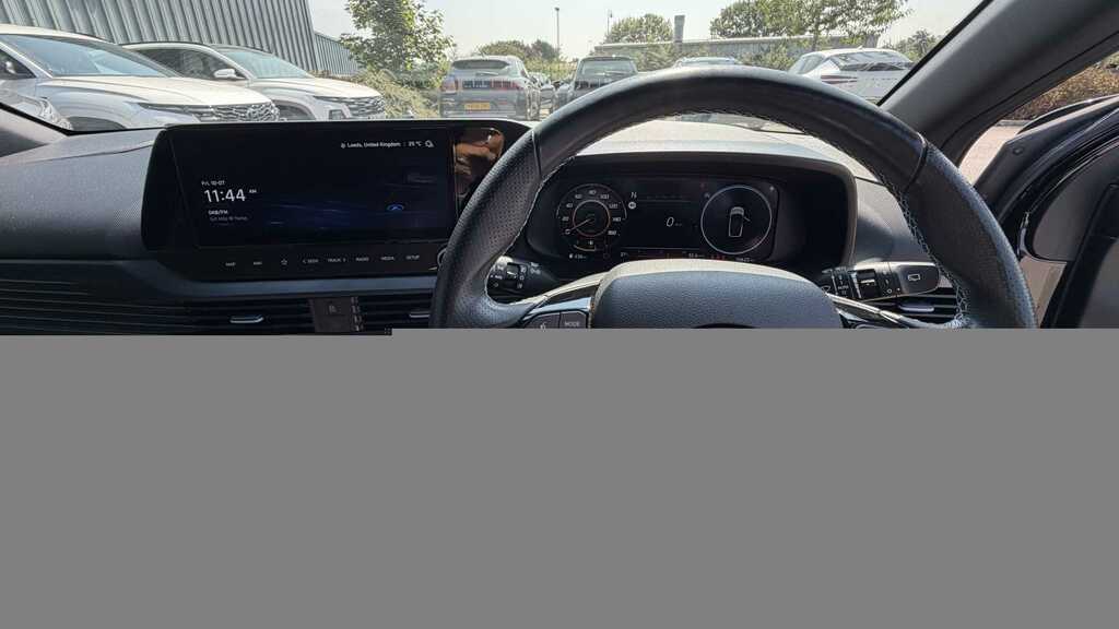 Hyundai I20 White #6