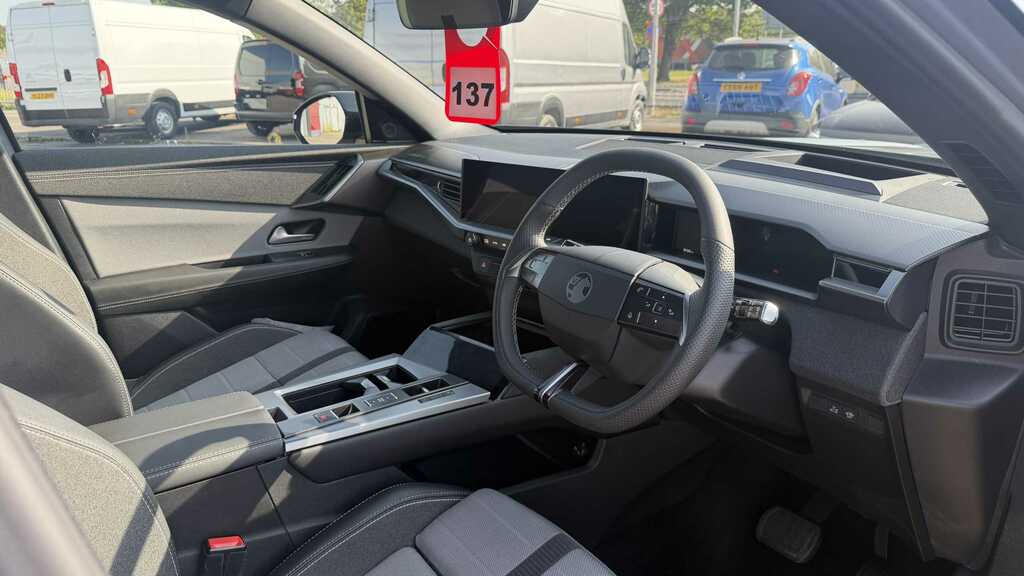 Vauxhall Grandland 1.2 Hybrid 136 Ultimate E-dct6 Pan Roof 20 BF75NWC Grey #6