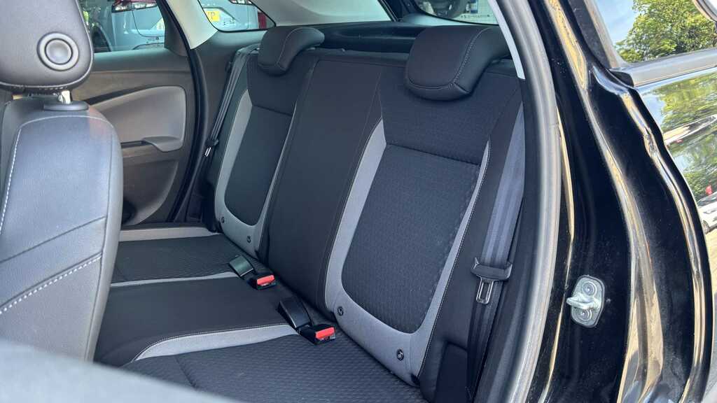 Vauxhall Crossland X Tech Line Nav Ss Red #2