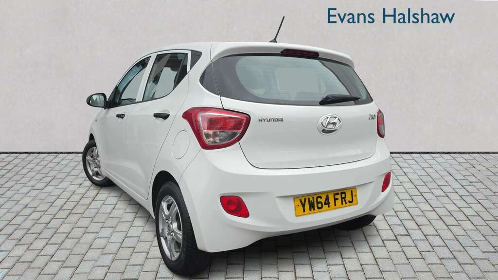 Hyundai I10 1.0 S 2014 White #2