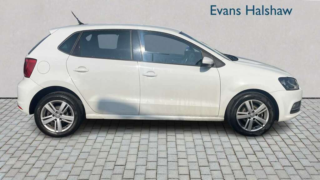 Volkswagen Polo 1.2 Tsi Match Edition 2017 White