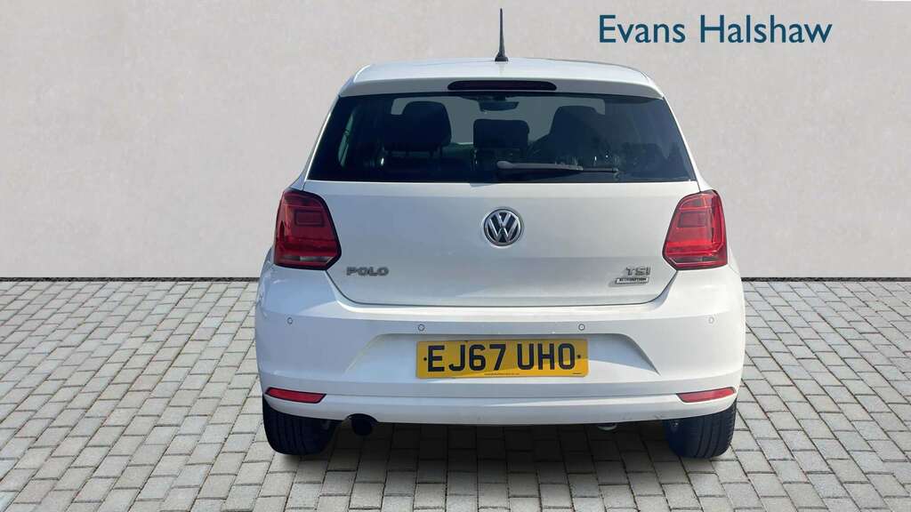 Volkswagen Polo 1.2 Tsi Match Edition 2017 EJ67UHO White #4