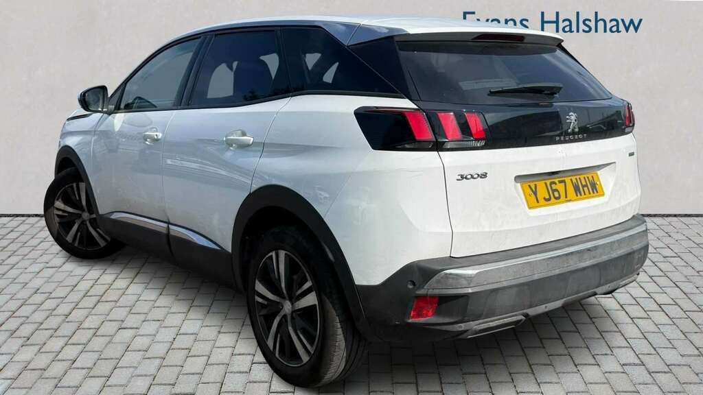 Peugeot 3008 1.2 Puretech Allure 2017 White #2