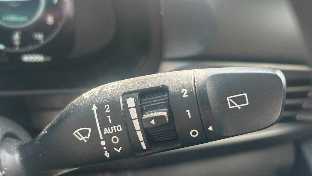Hyundai Bayon Suv White #12