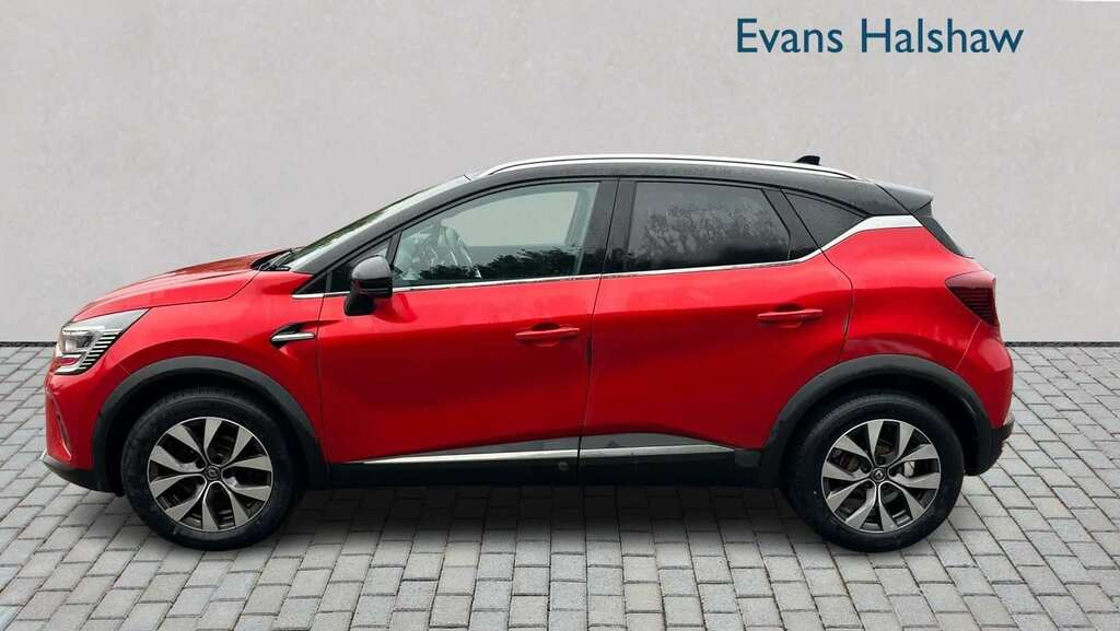 Renault Captur 1.3 Tce 130 S Edition 2021 CK70RGV Red #2