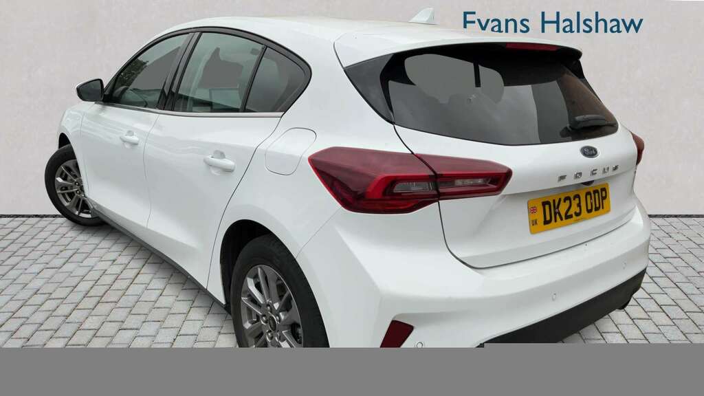 Ford Focus 1.0 Ecoboost Hybrid Mhev 155 Titanium 202 DK23ODP White #2